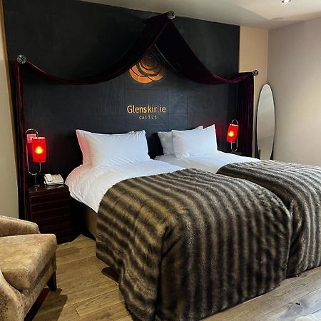 Glenskirlie Castle Hotel Banknock Екстер'єр фото