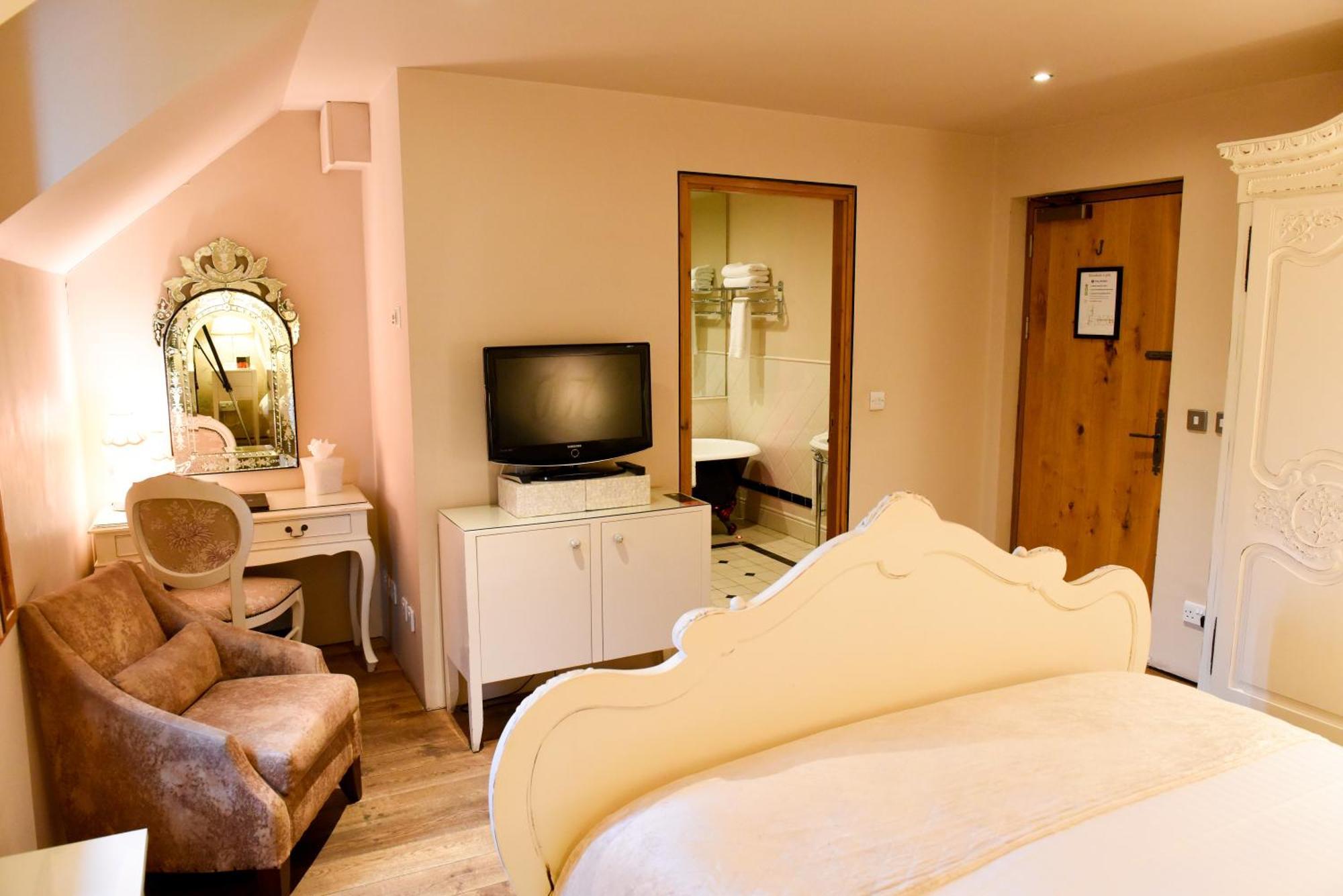 Glenskirlie Castle Hotel Banknock Екстер'єр фото